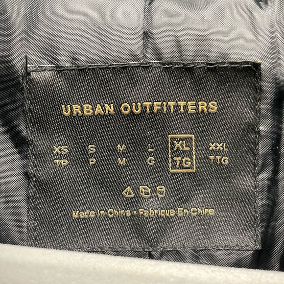 Coat - Picture 3 of 3